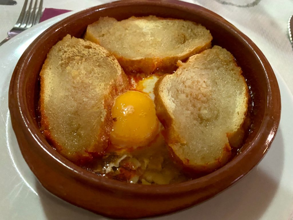 Sopa castellana del Restaurante El Calderico.
